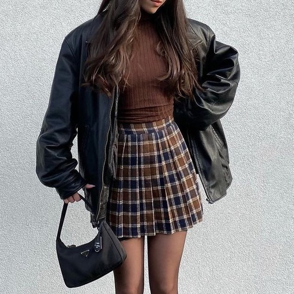 Storets brown turtleneck - Picture 3 of 5